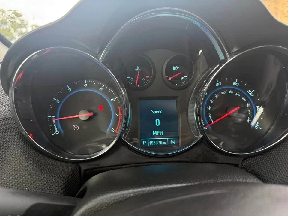 2012 Chevrolet Cruze - Image 8 of 9