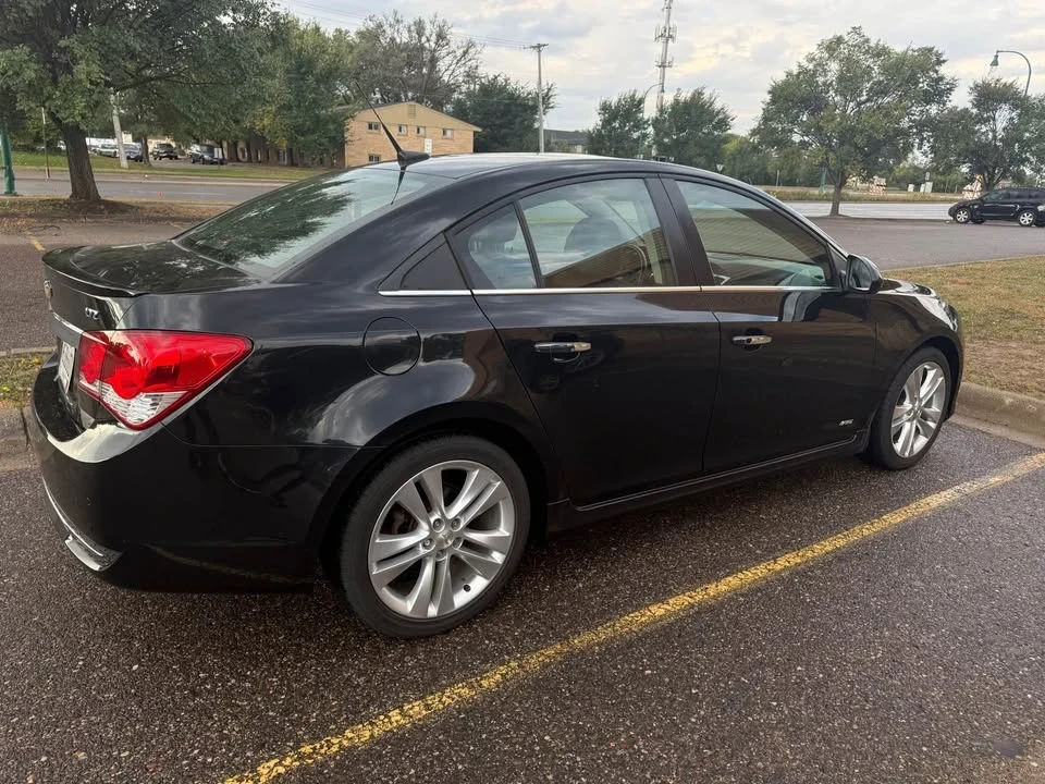 2012 Chevrolet Cruze - Image 2 of 9