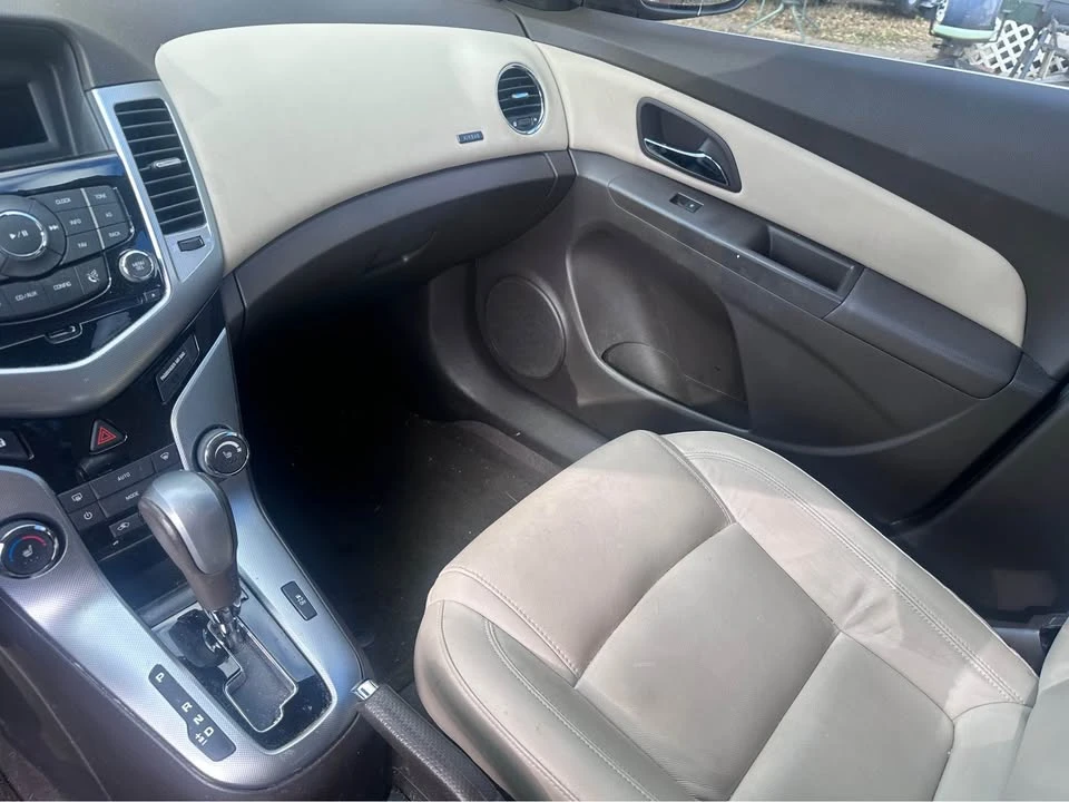2012 Chevrolet Cruze - Image 8 of 9