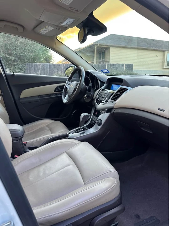 2012 Chevrolet Cruze - Image 14 of 15