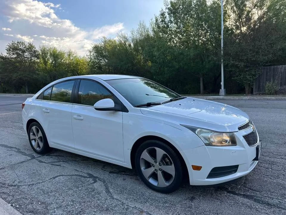 2012 Chevrolet Cruze - Image 11 of 15