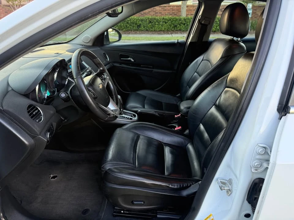 2012 Chevrolet Cruze - Image 9 of 17