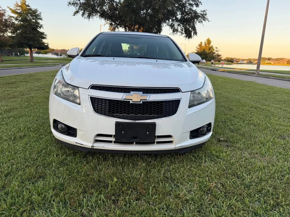 2012 Chevrolet Cruze - Image 8 of 17