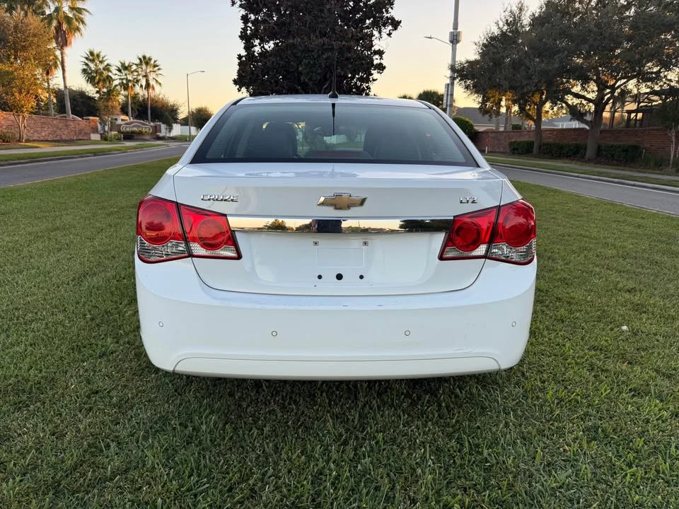 2012 Chevrolet Cruze - Image 5 of 17