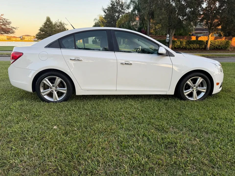 2012 Chevrolet Cruze - Image 7 of 17