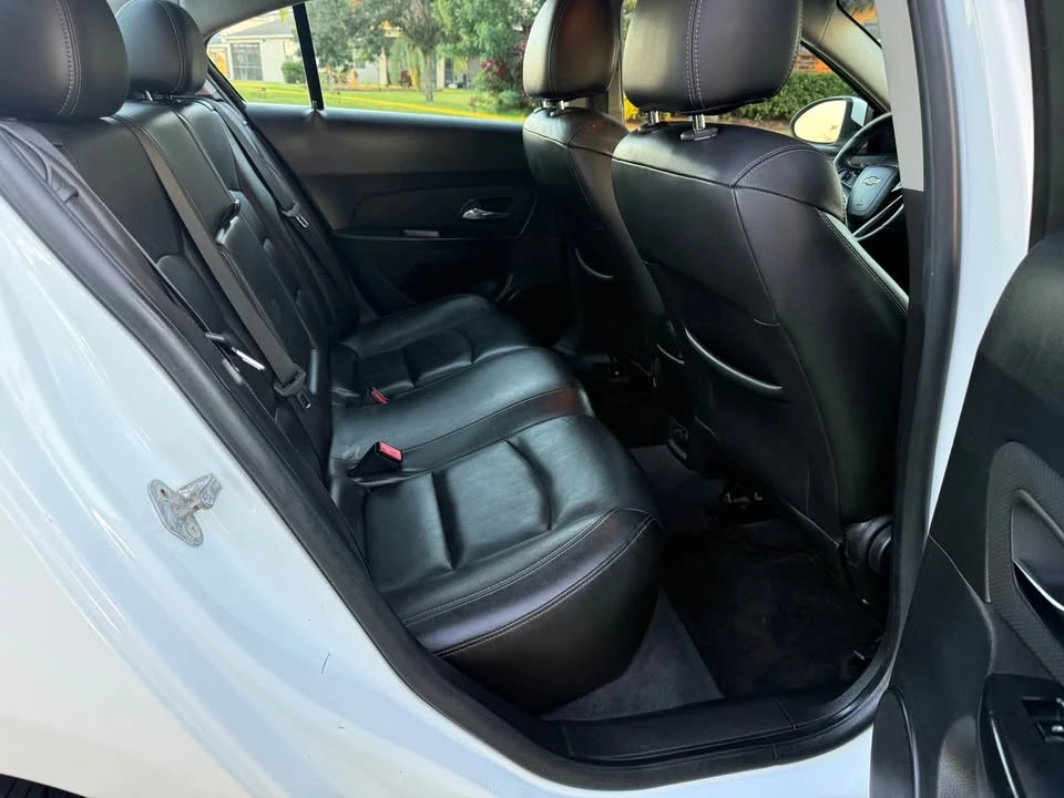 2012 Chevrolet Cruze - Image 16 of 17