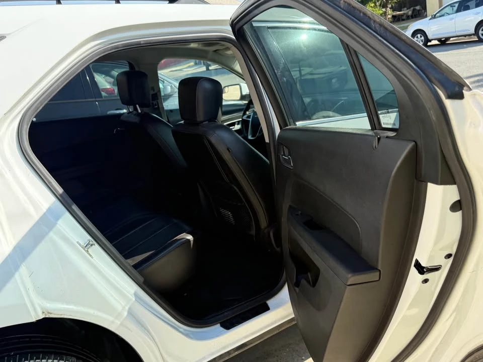 2012 Chevrolet Equinox - Image 10 of 15