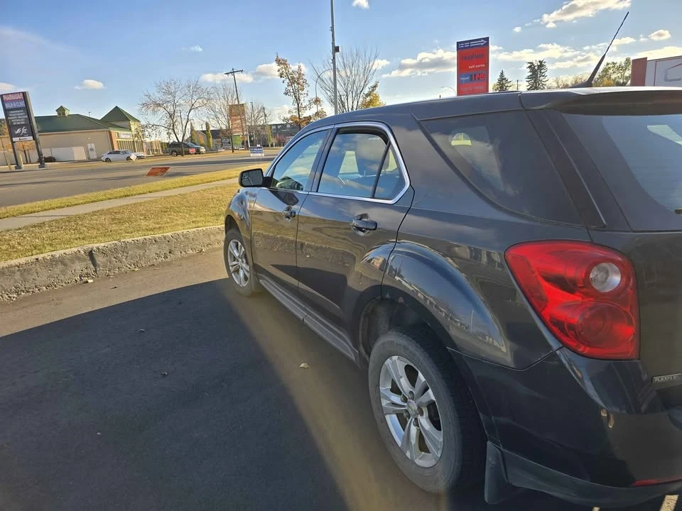 2012 Chevrolet Equinox - Image 3 of 8