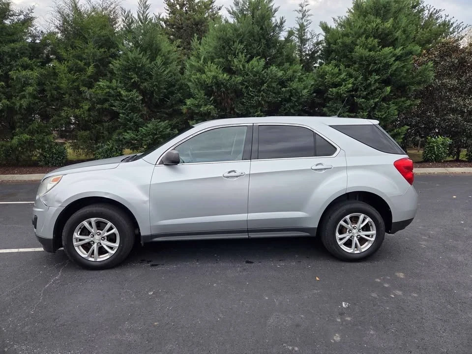 2012 Chevrolet Equinox - Image 2 of 18