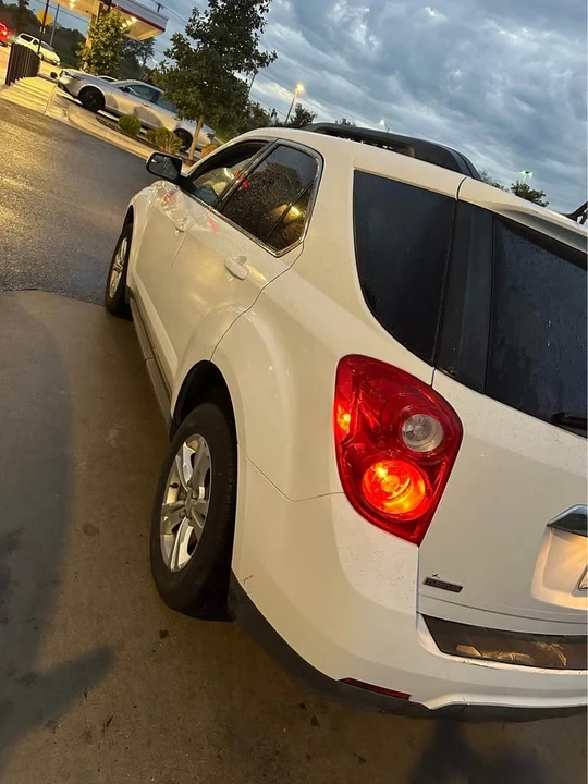 2012 Chevrolet Equinox - Image 3 of 8
