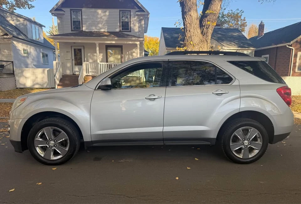 2012 Chevrolet Equinox - Image 2 of 10