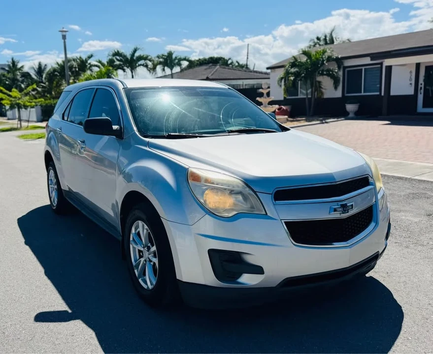 2012 Chevrolet Equinox - Image 2 of 13