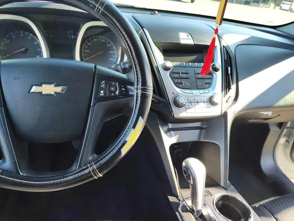 2012 Chevrolet Equinox - Image 3 of 5