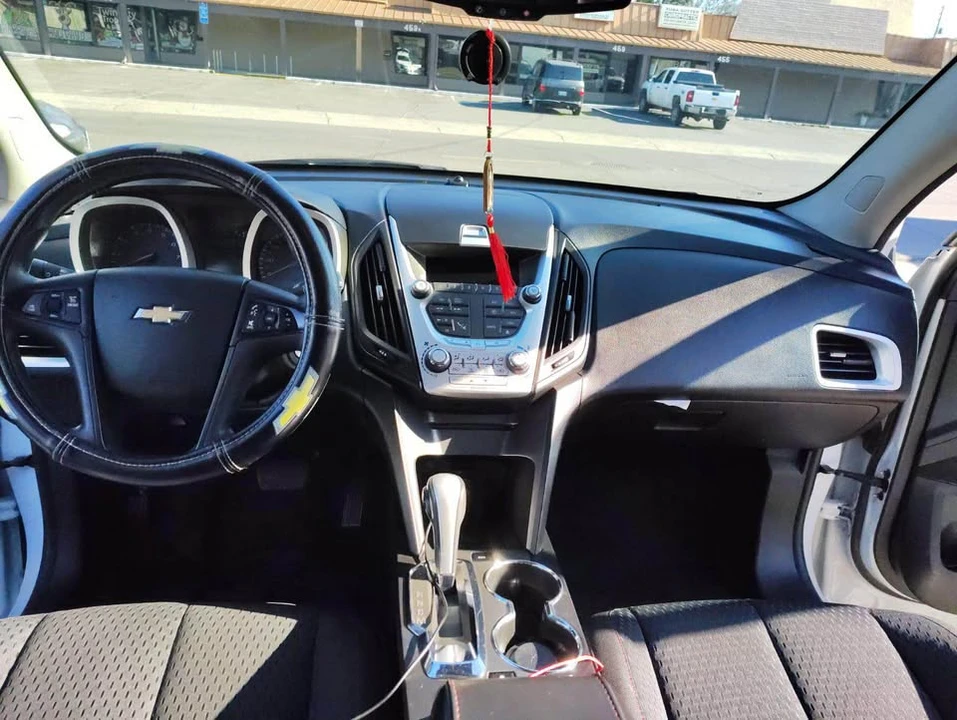 2012 Chevrolet Equinox - Image 4 of 5