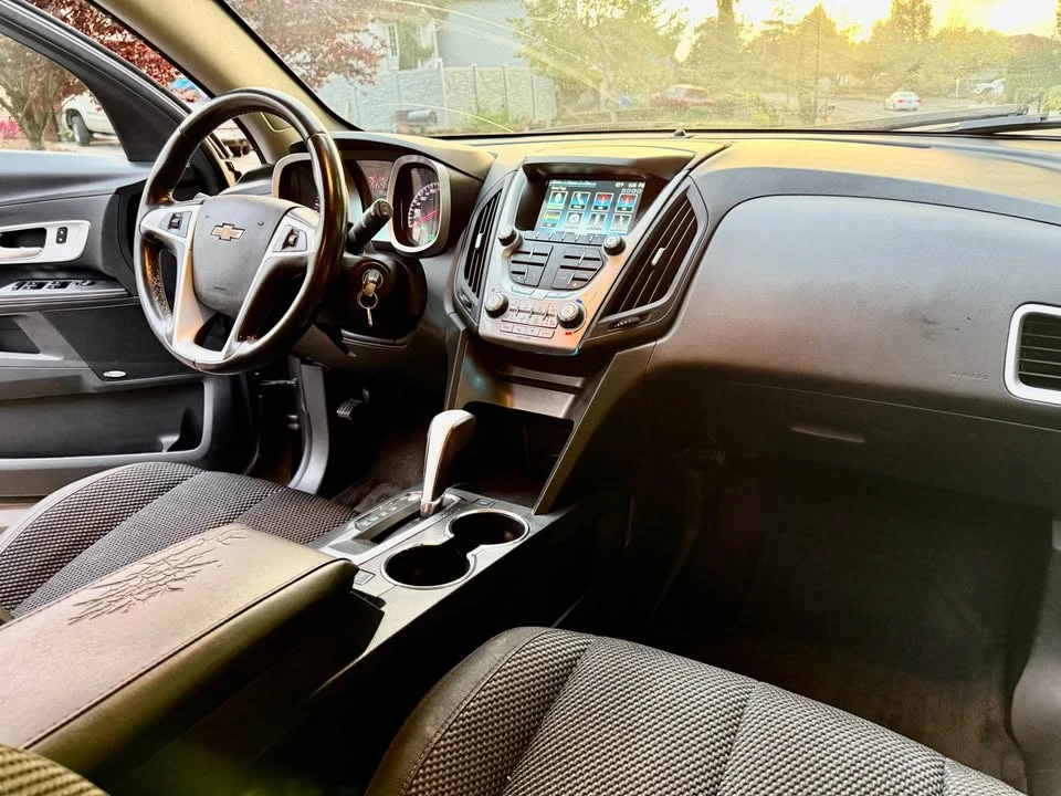 2012 Chevrolet Equinox - Image 10 of 16