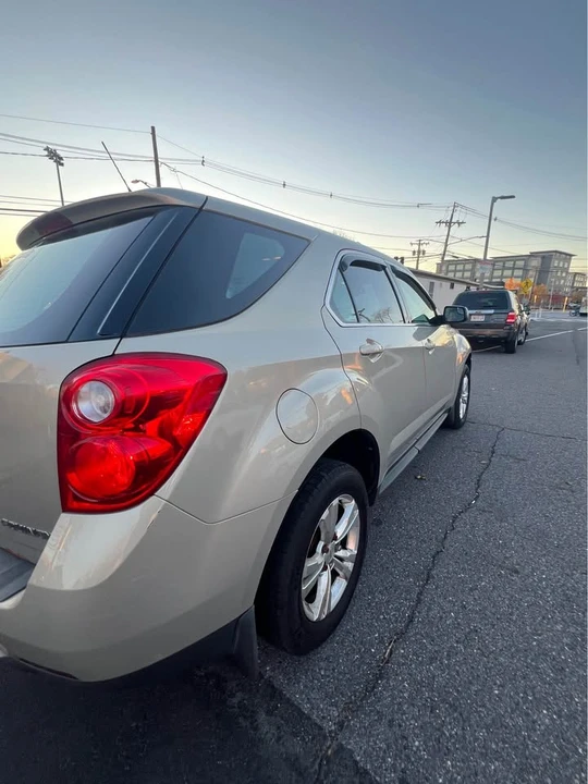 2012 Chevrolet Equinox - Image 2 of 12