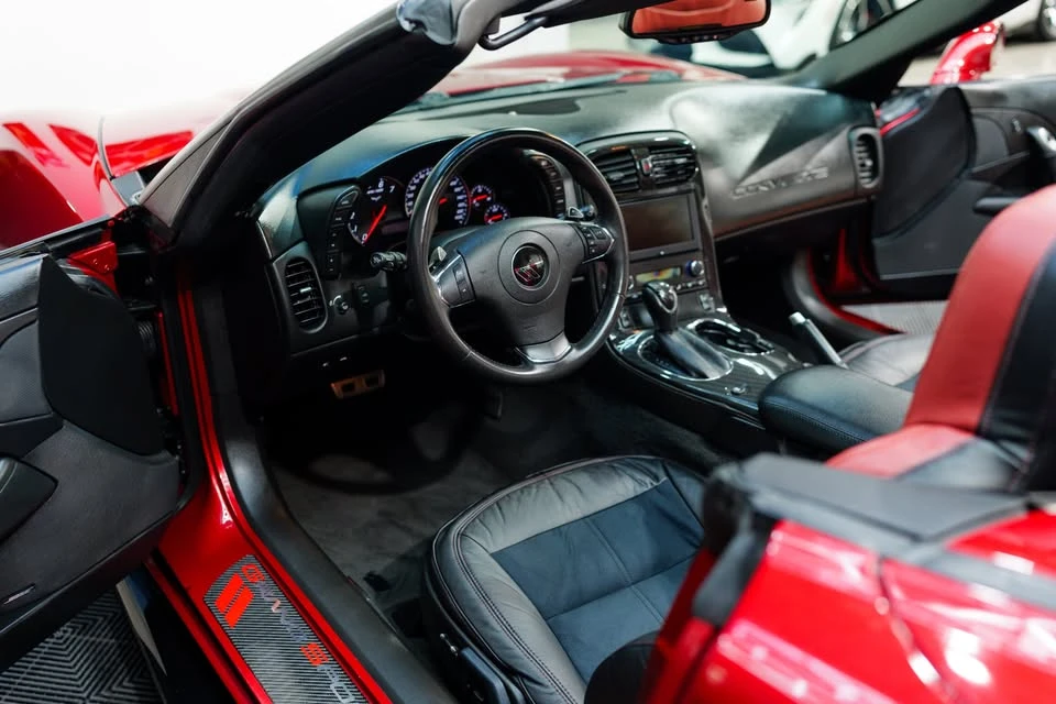 2012 Chevrolet Corvette C6 - Image 15 of 20
