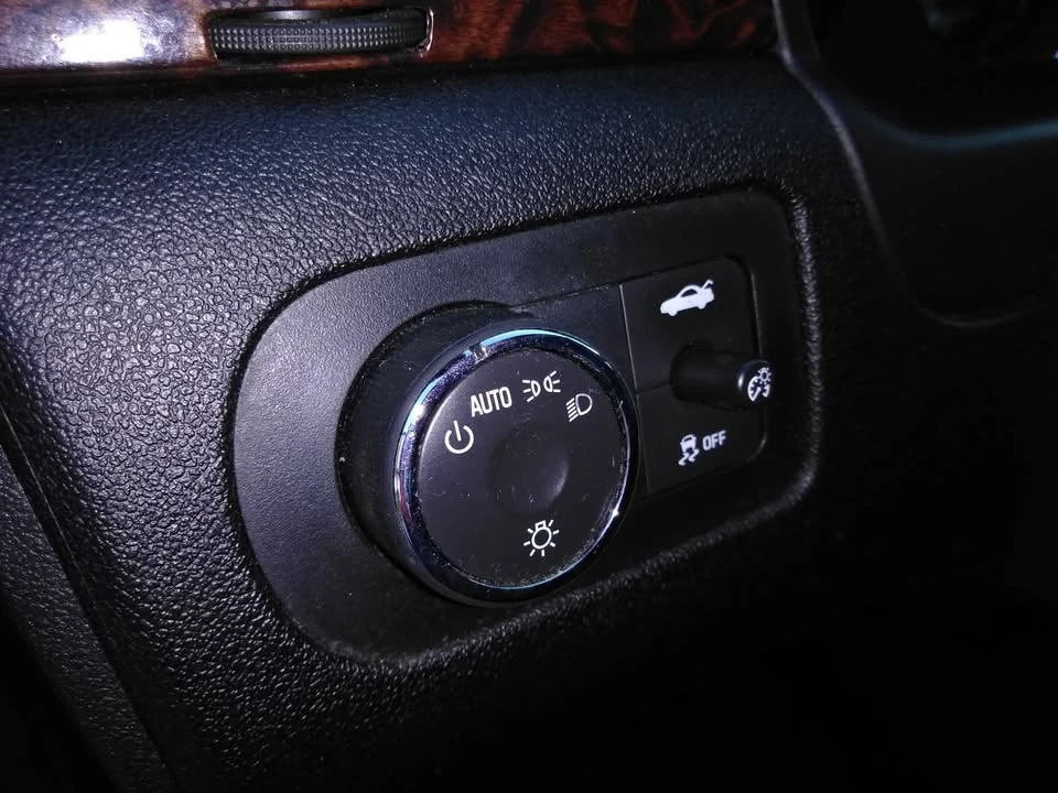 2012 Chevrolet Impala 9th Gen - Image 14 of 20
