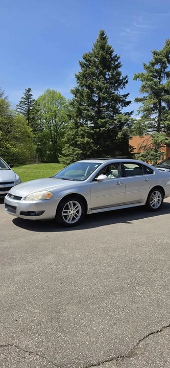 2012 Chevrolet Impala 9th Gen - Image 2 of 11