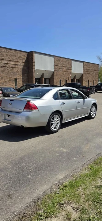 2012 Chevrolet Impala 9th Gen - Image 6 of 11