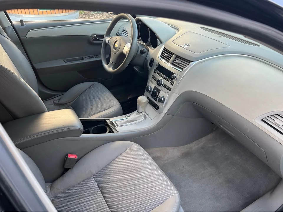 2012 Chevrolet Malibu - Image 9 of 11