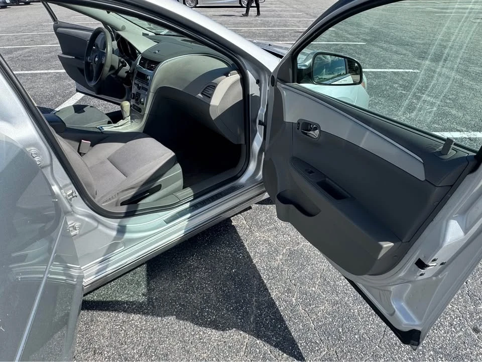 2012 Chevrolet Malibu - Image 8 of 8