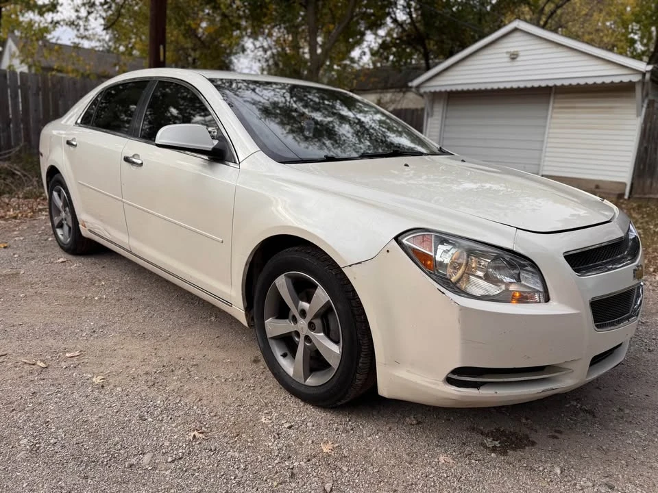 2012 Chevrolet Malibu - Image 8 of 19