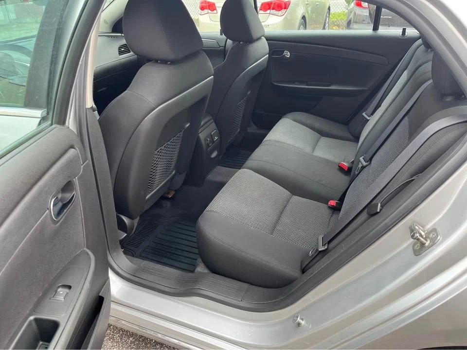 2012 Chevrolet Malibu - Image 6 of 10