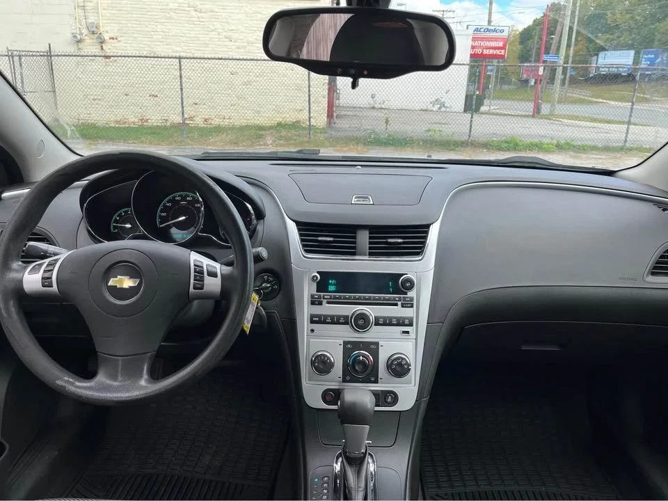 2012 Chevrolet Malibu - Image 7 of 10