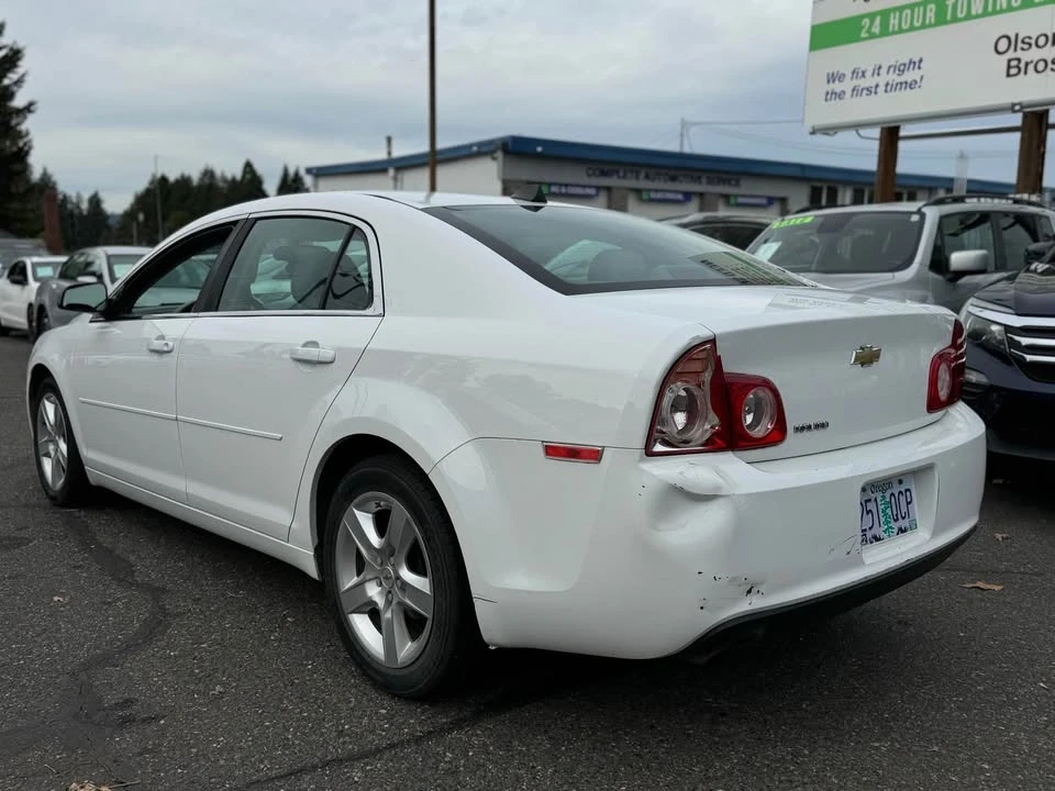 2012 Chevrolet Malibu - Image 2 of 7
