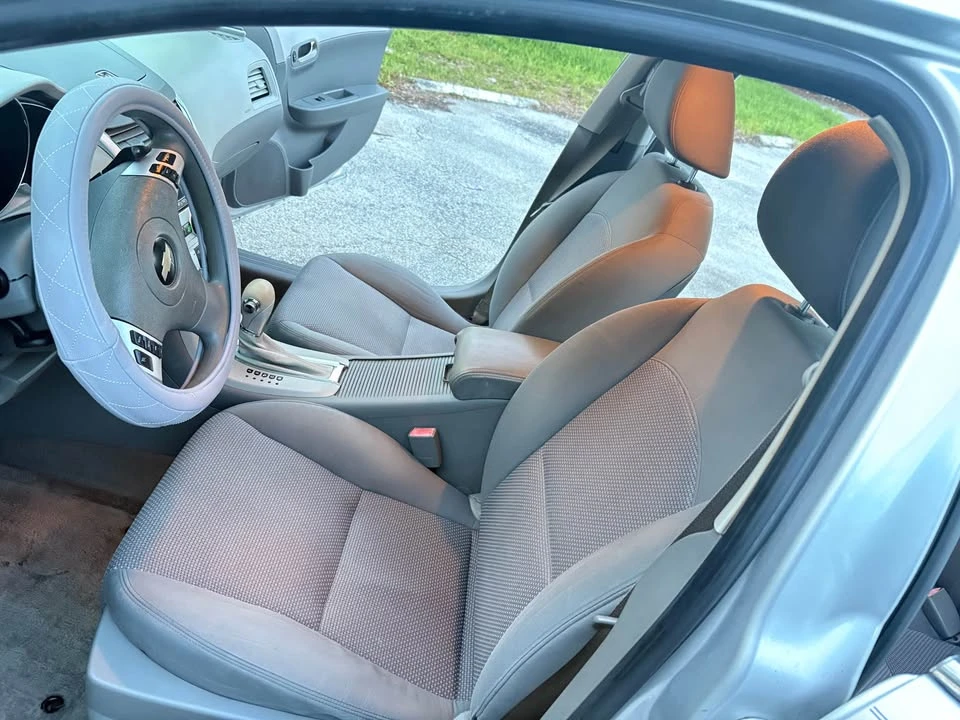 2012 Chevrolet Malibu - Image 2 of 7