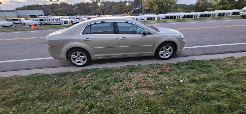 2012 Chevrolet Malibu - Image 8 of 16