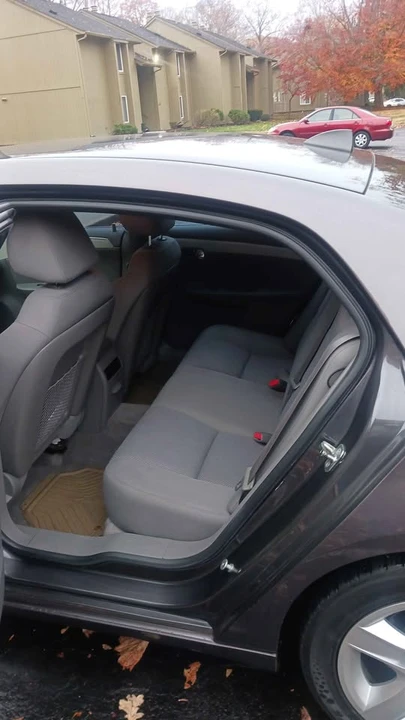 2012 Chevrolet Malibu - Image 7 of 8