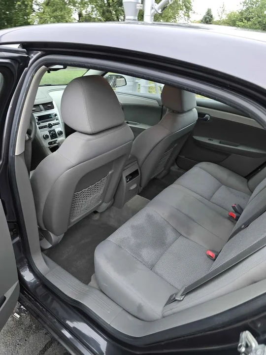2012 Chevrolet Malibu - Image 8 of 11