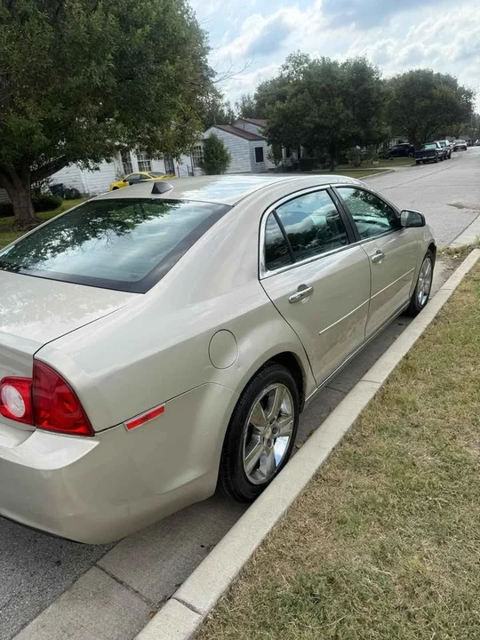 2012 Chevrolet Malibu - Image 2 of 3
