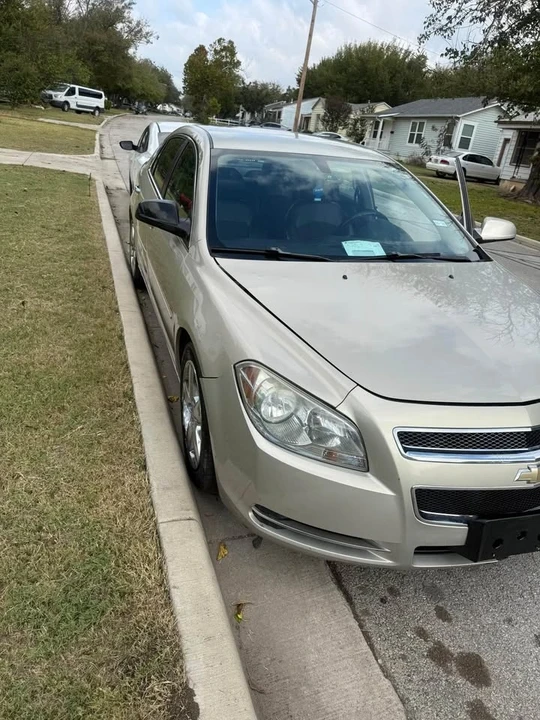 2012 Chevrolet Malibu - Image 4 of 5