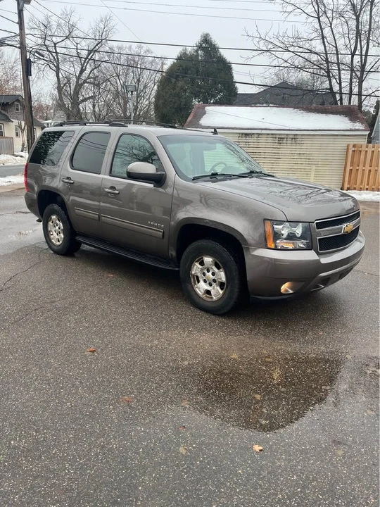 2012 Chevrolet Tahoe 3rd Gen - Image 2 of 8