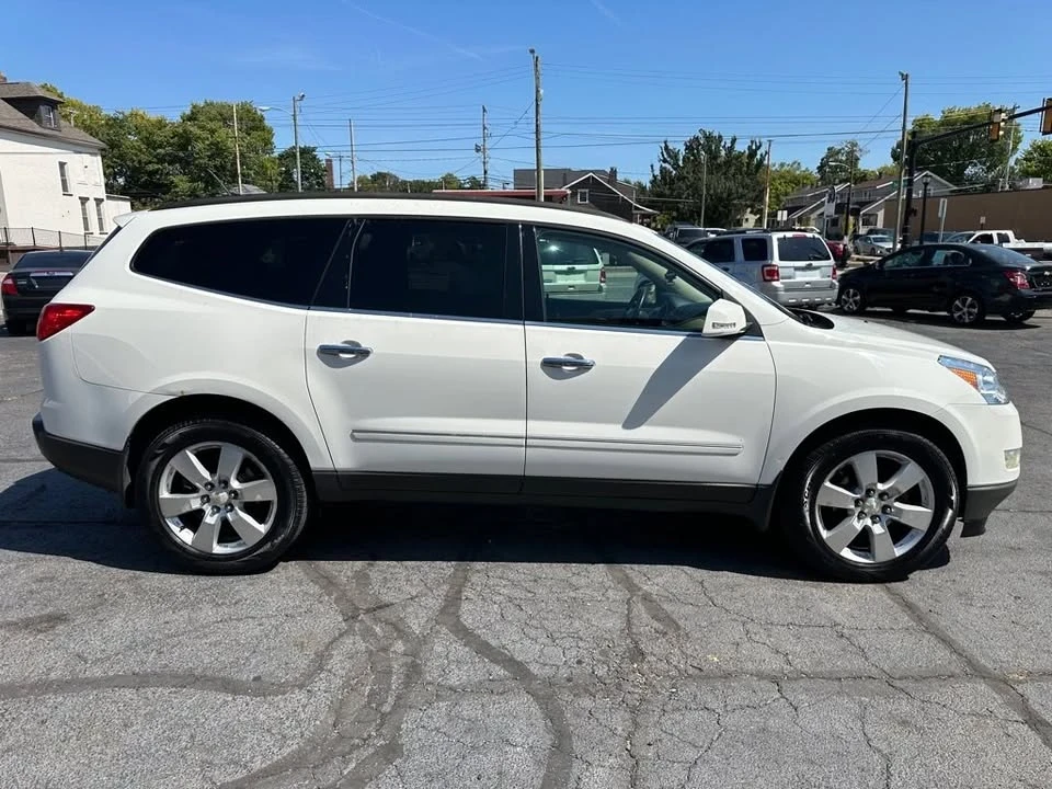 2012 Chevrolet Traverse - Image 6 of 19