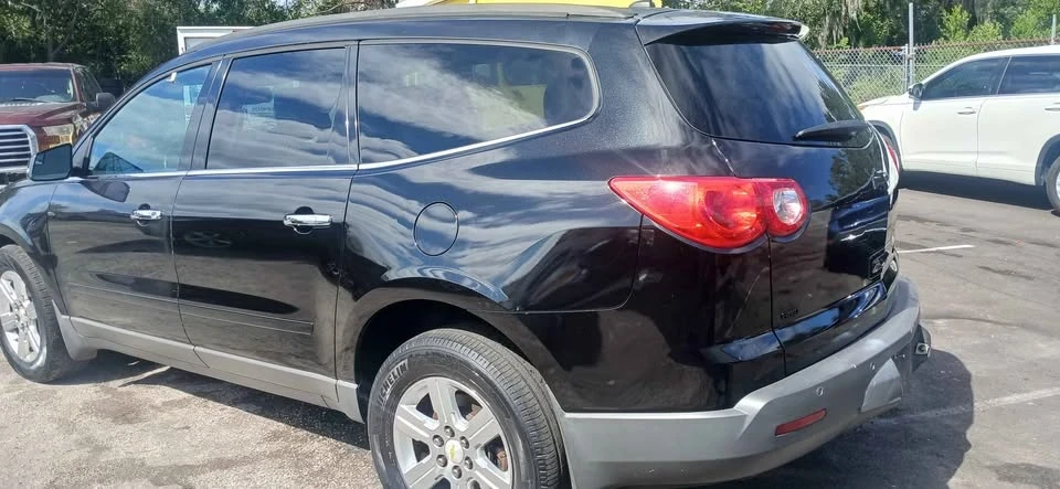 2012 Chevrolet Traverse - Image 4 of 15