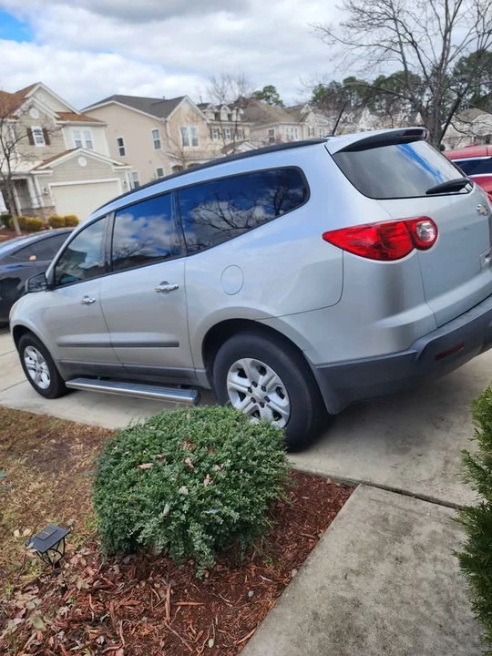 2012 Chevrolet Traverse - Image 5 of 6