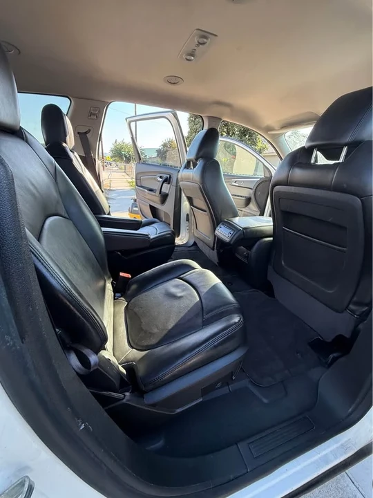 2012 Chevrolet Traverse - Image 8 of 8
