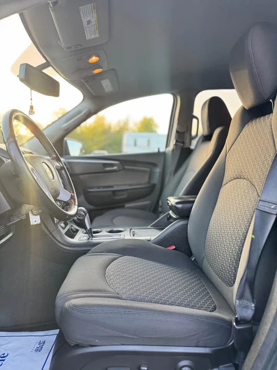 2012 Chevrolet Traverse - Image 12 of 15