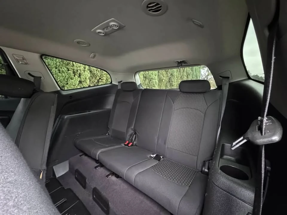 2012 Chevrolet Traverse - Image 9 of 13