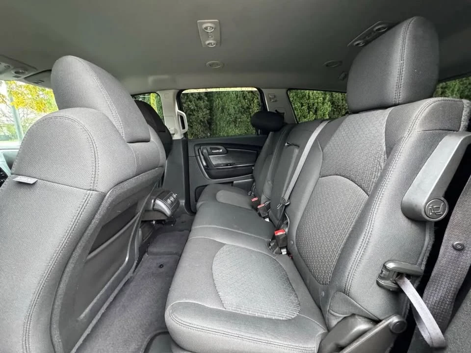 2012 Chevrolet Traverse - Image 11 of 13