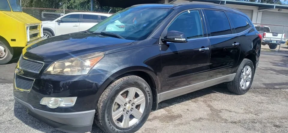 2012 Chevrolet Traverse - Image 6 of 15