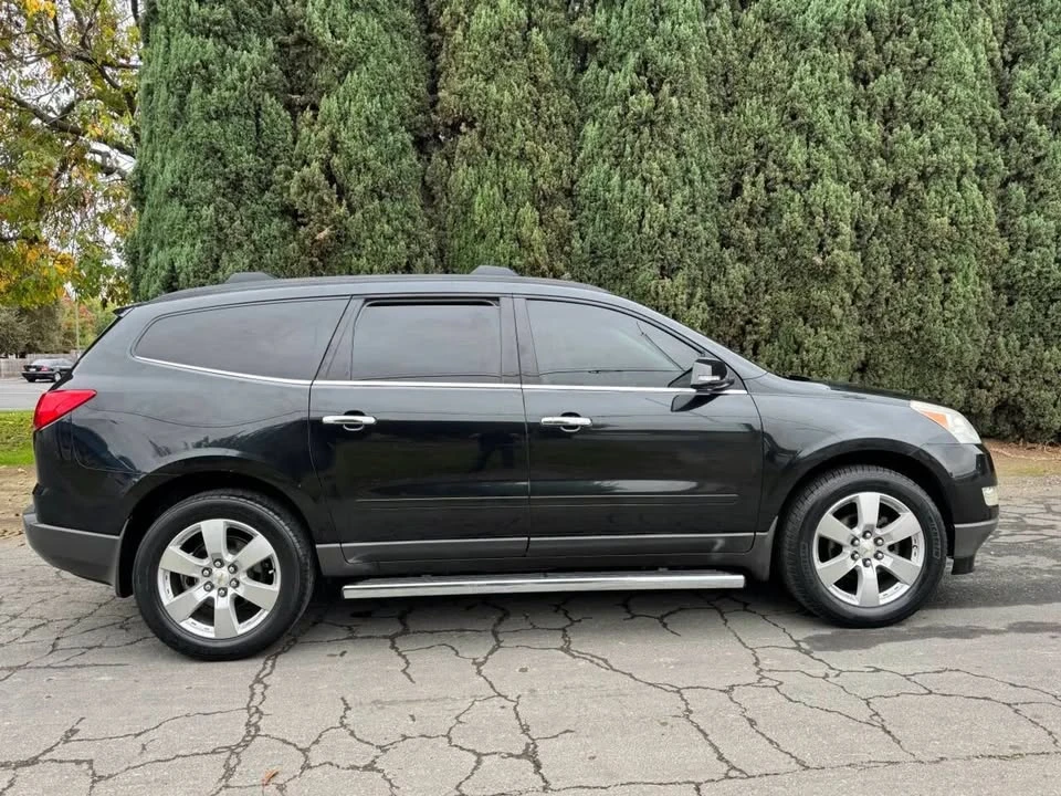 2012 Chevrolet Traverse - Image 3 of 13