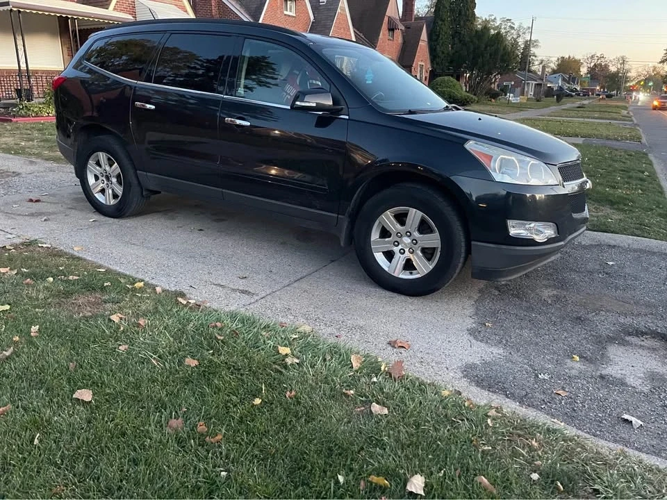 2012 Chevrolet Traverse - Image 3 of 15