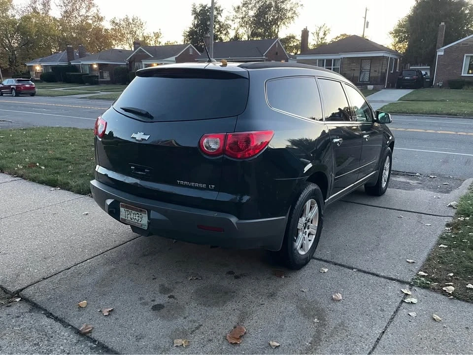 2012 Chevrolet Traverse - Image 7 of 15