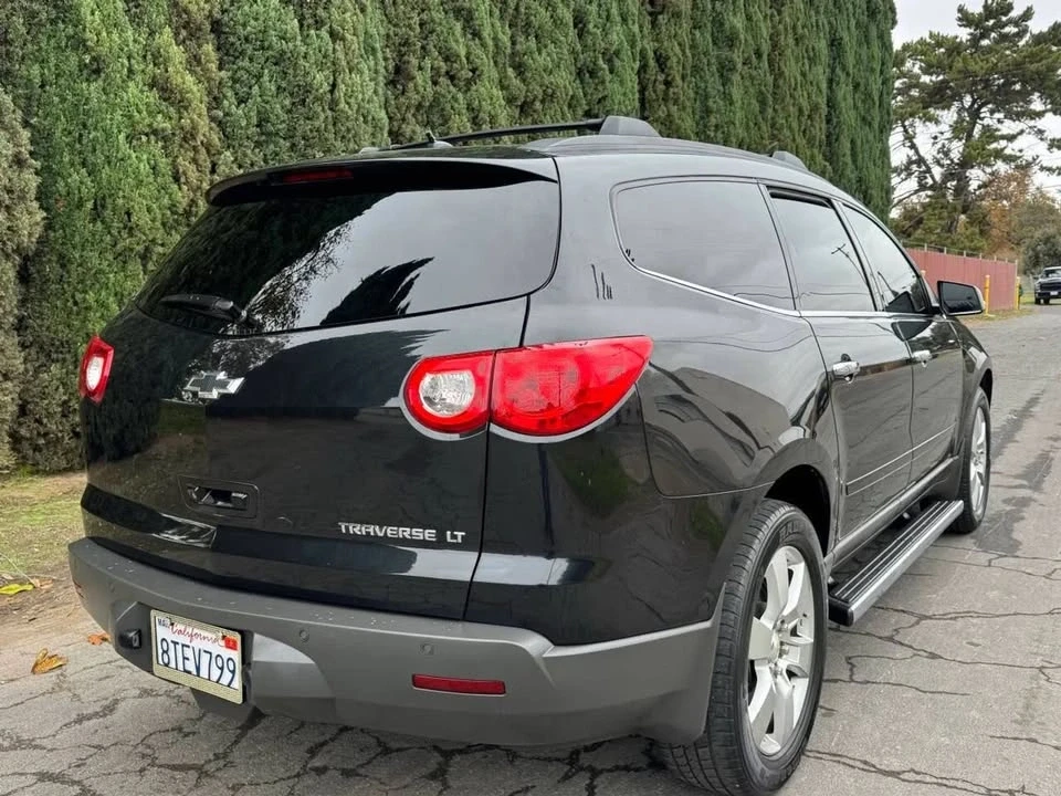 2012 Chevrolet Traverse - Image 7 of 13