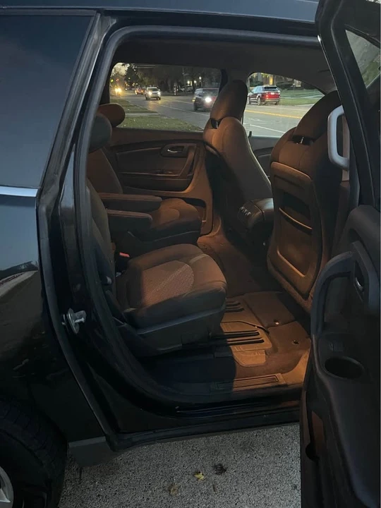 2012 Chevrolet Traverse - Image 14 of 15